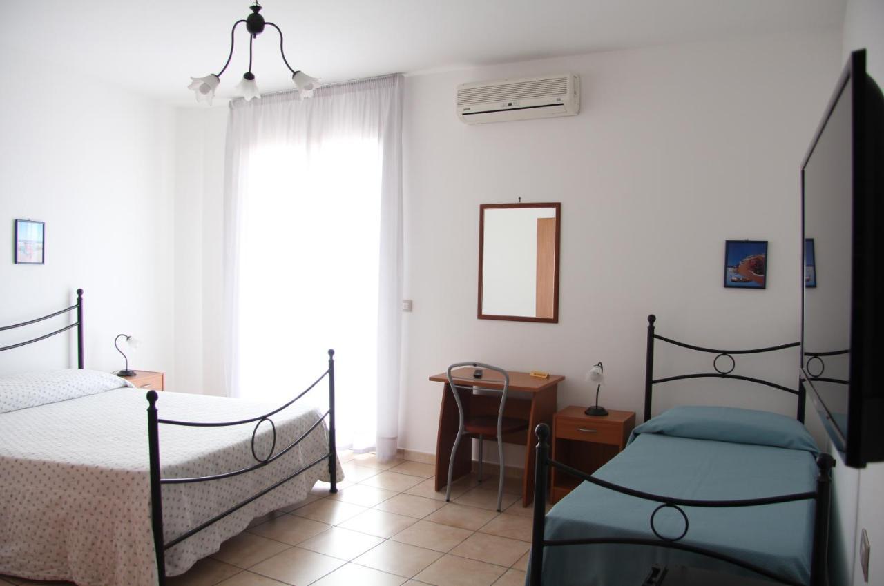 Fragolina B&B Furci Siculo Buitenkant foto