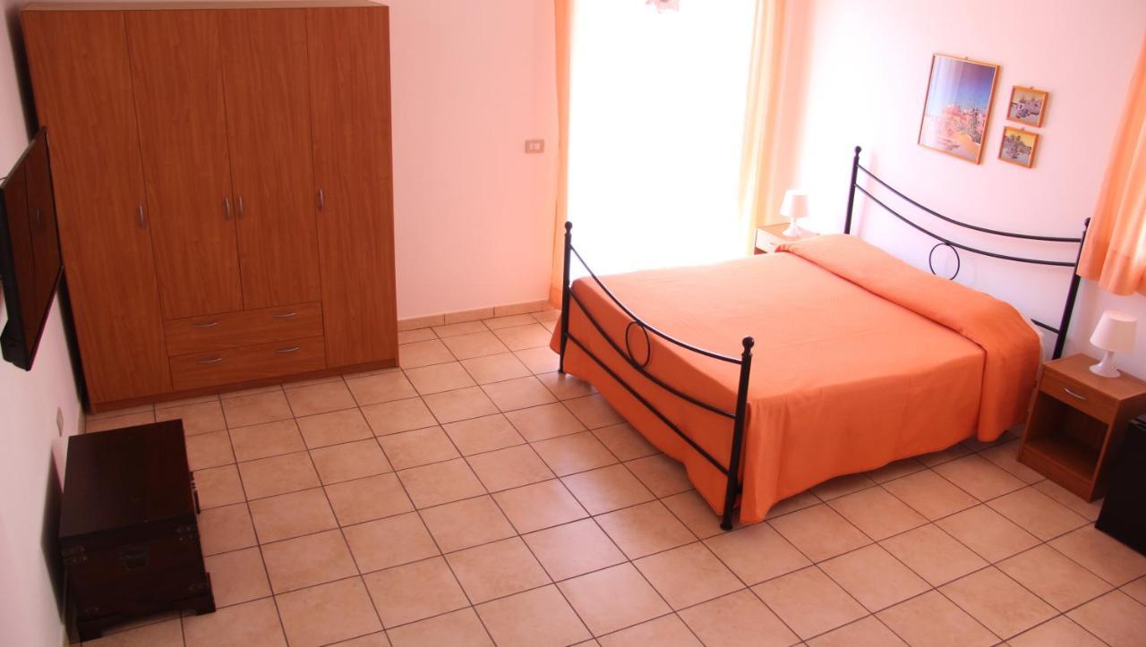 Fragolina B&B Furci Siculo Buitenkant foto