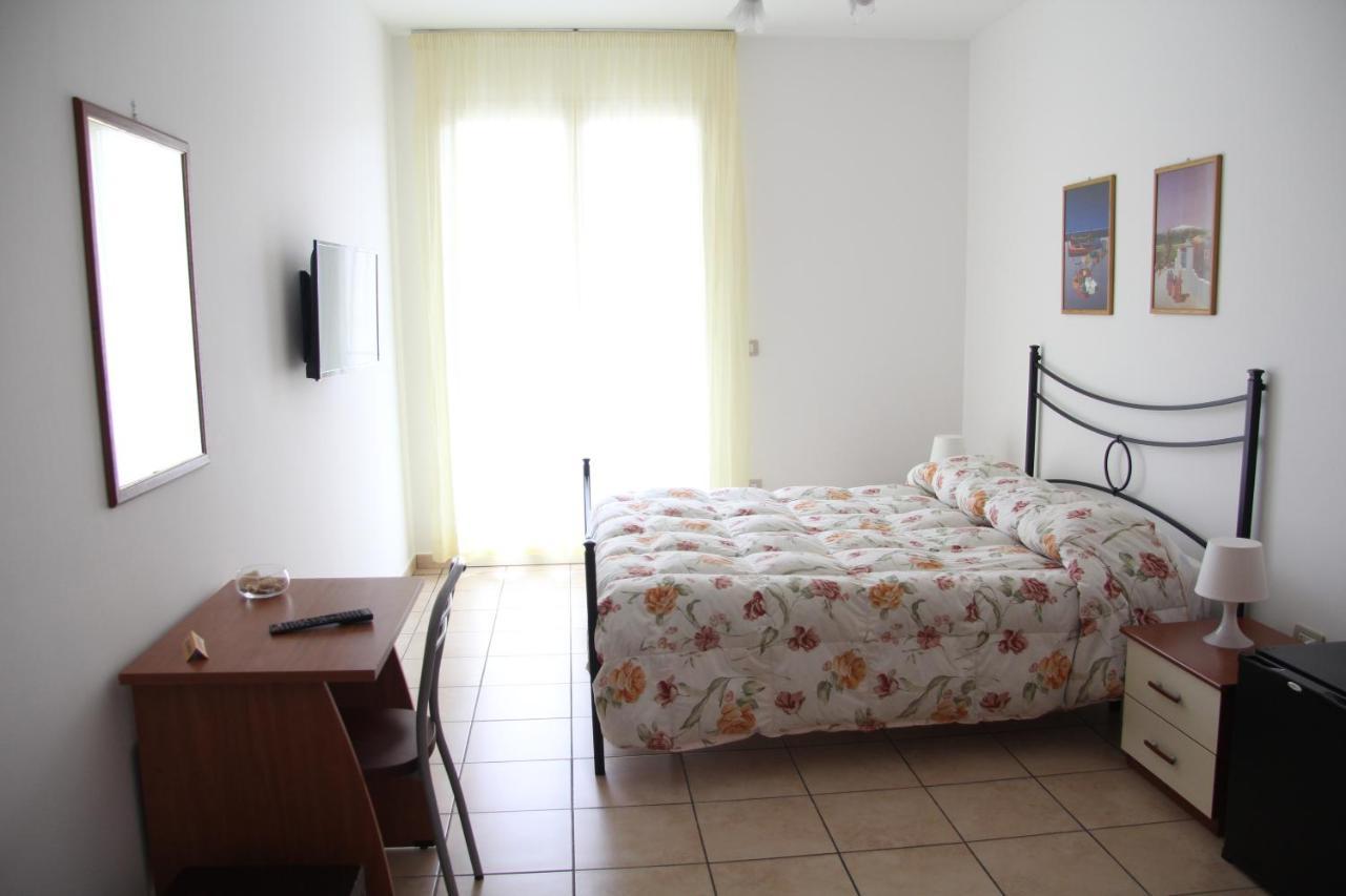 Fragolina B&B Furci Siculo Buitenkant foto