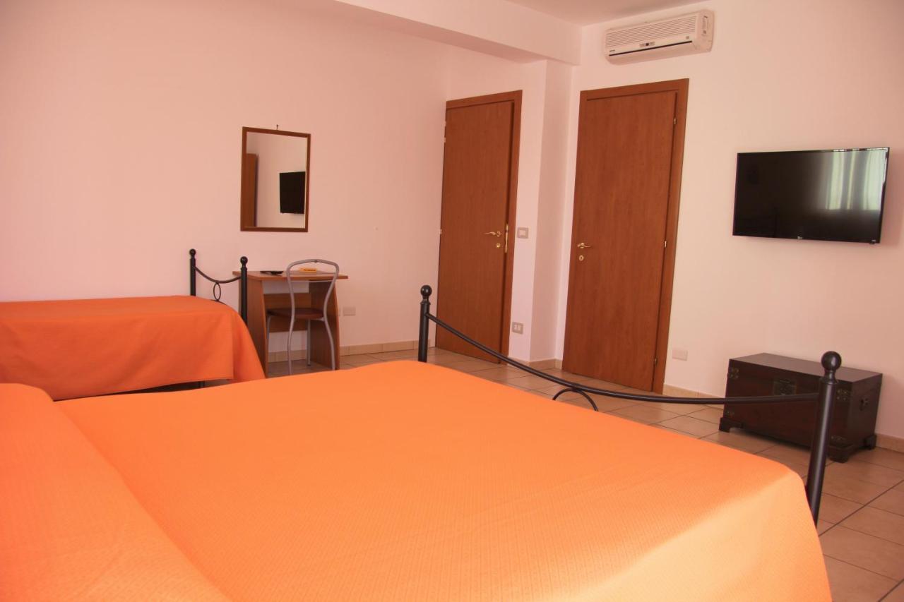 Fragolina B&B Furci Siculo Buitenkant foto