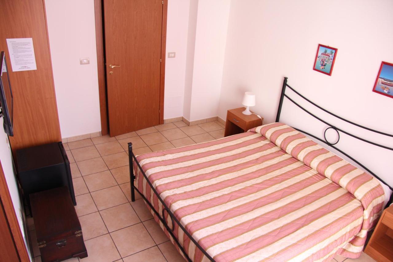 Fragolina B&B Furci Siculo Buitenkant foto