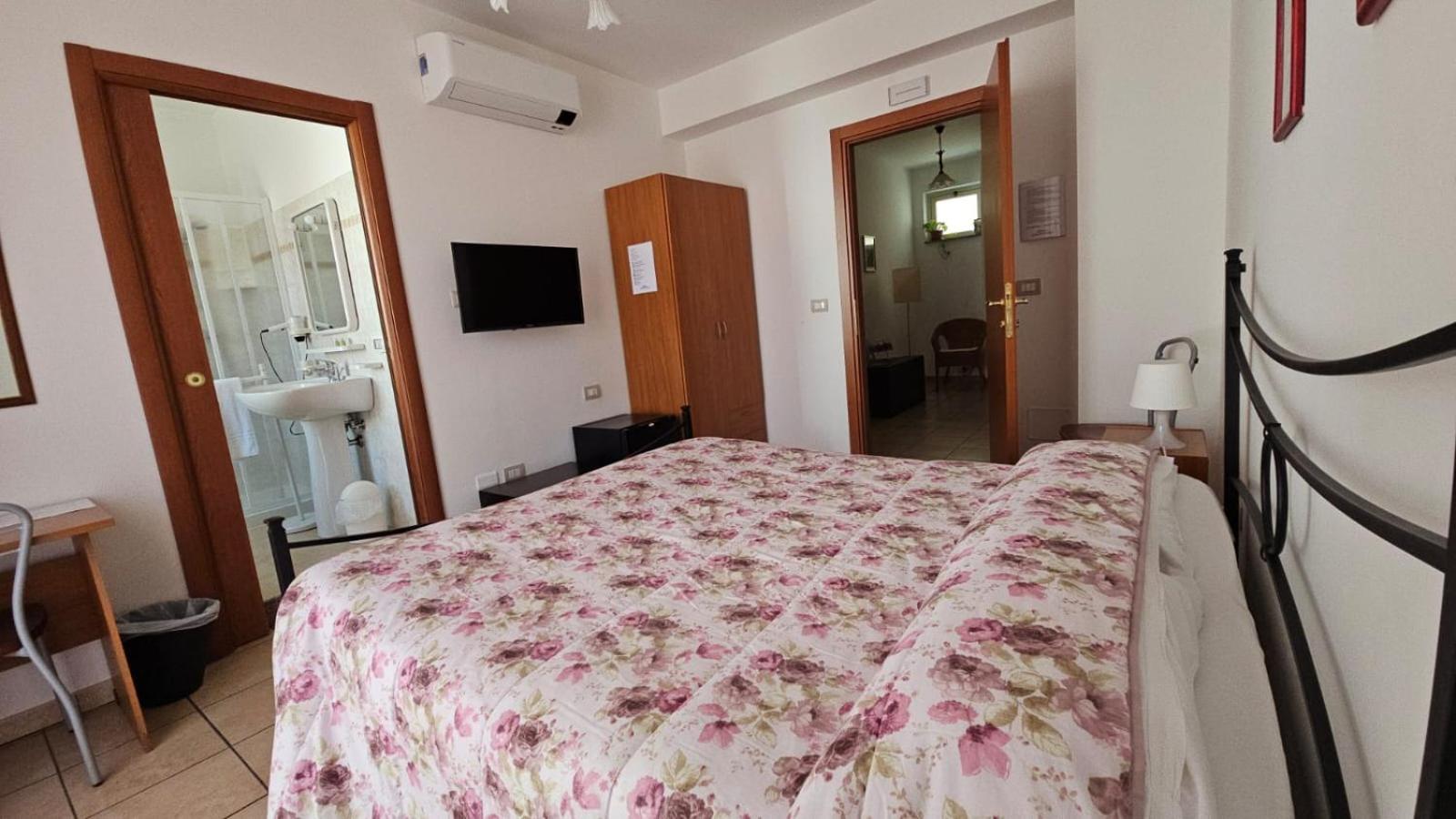 Fragolina B&B Furci Siculo Buitenkant foto